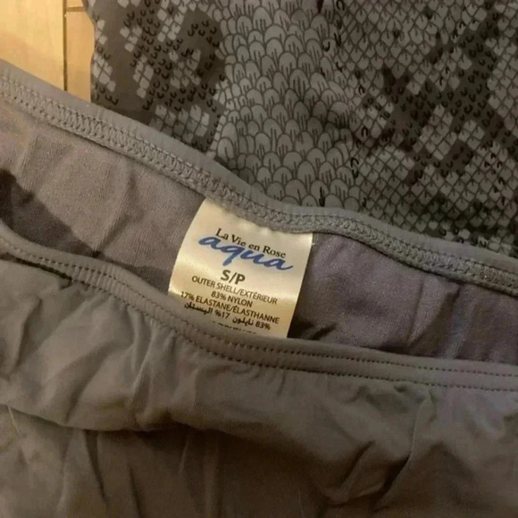 2/$25  Halter top tankini​​​ - Picture 2 of 3